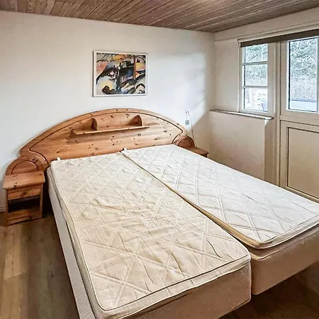 4 Bedroom Amazing In Дом отдыха