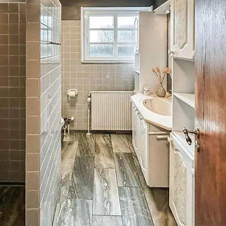 4 Bedroom Amazing In Дом отдыха